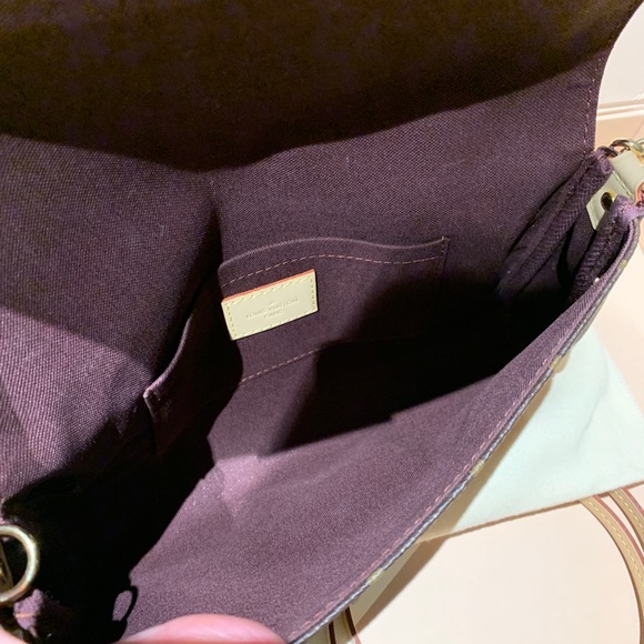 Louis Vuitton 🔥 HOT ITEM 🔥 Favorite MM - Picture 2 of 6